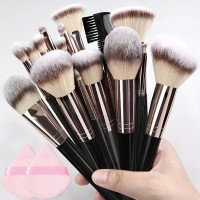 HeriNova Premium Professional Makeup Brush Set – Soft Bristles for Perfect Face and Eye Makeup Application